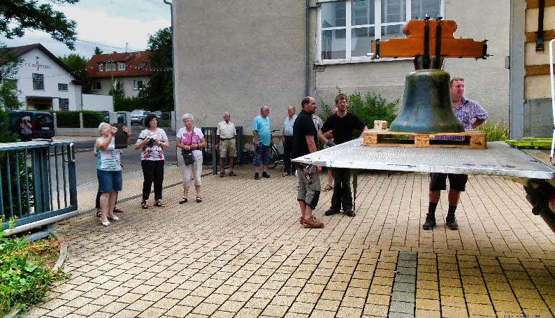 Glocken aufh�ngen (48)-l