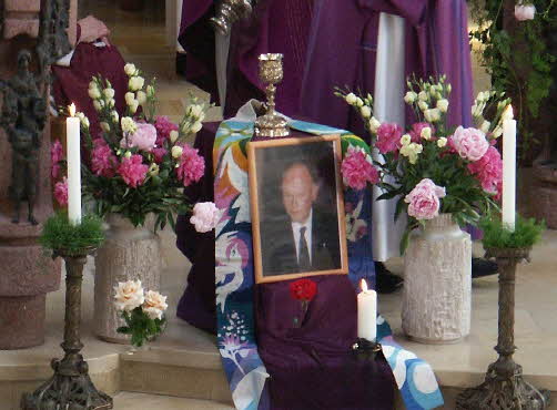 2004_06_12_Abschied_02_PfrBaron_Kirche3-l